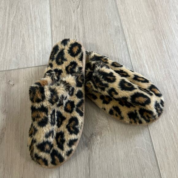 J.Crew Women's Leopard Slippers Size 6 - Picture 2 of 5